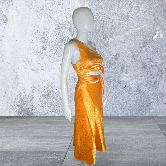 WAFY Orange One Shoulder Cut Out Dress - Picture 4 of 10